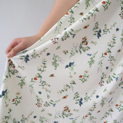 [XS-LL定做生產]阿米甚人式簡單連衣裙◇園林花卉圖案（灰白色）*面料略薄* 第7張的照片