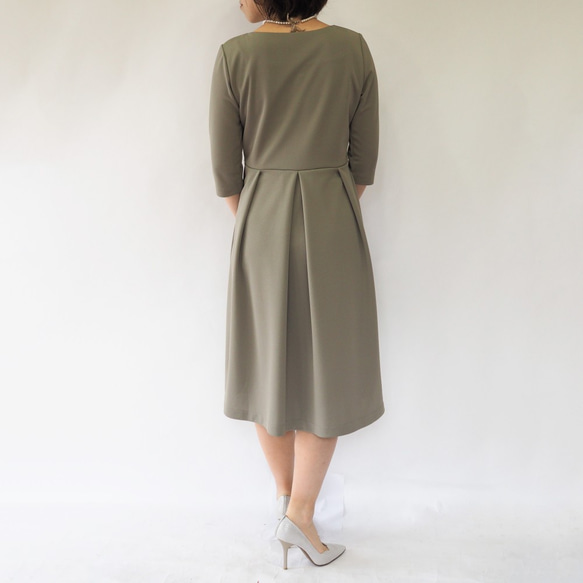 【定制】阿米甚風格簡約連衣裙◇淺橄欖色（運動材質） 第8張的照片