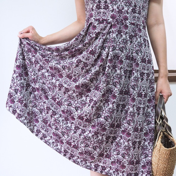[XS-LL定做生產]阿米甚人式簡單連衣裙◇蔓藤花紋花朵圖案/紅色紫色（薄面料） 第7張的照片