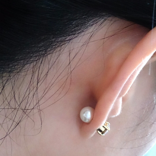 2way スワロフスキー＆パールのマグネットピアス クリスタルオーロラ