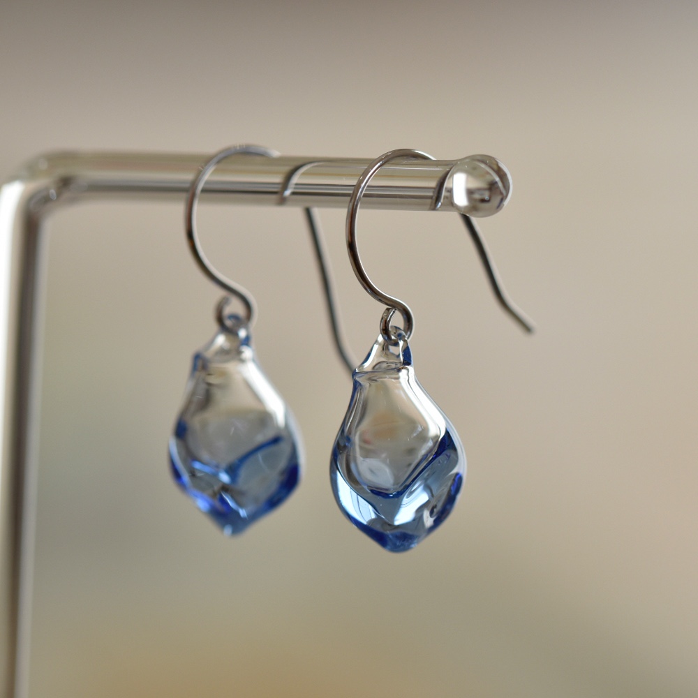 【限定カラー】ライトブルー / アロマピアス アイス フックタイプ