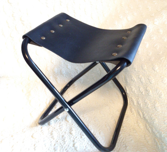 Nume地板革展示緊湊型椅子C-02皮革椅子黑色 第2張的照片