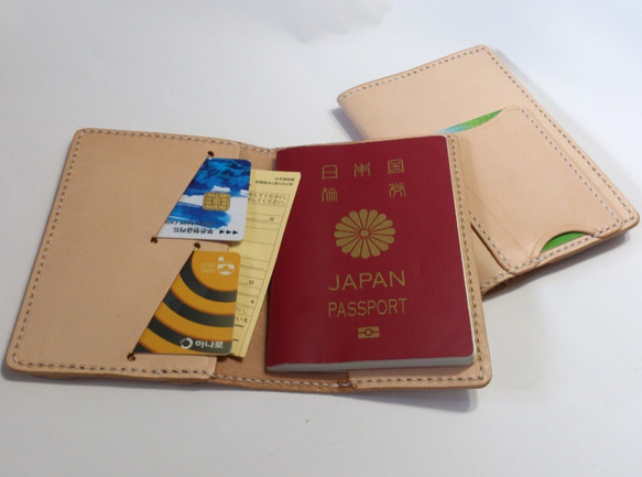 手縫い【染色可】パスポートケース PPC-02 Passport Case ヌメ革生成り 1枚目の画像