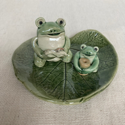 陶器　親子カエルのお香立て(2) 2枚目の画像