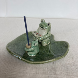陶器　親子カエルのお香立て(2) 3枚目の画像
