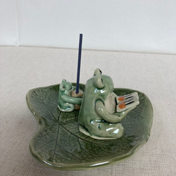 陶器　親子カエルのお香立て(2) 4枚目の画像