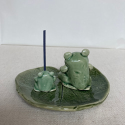 陶器　親子カエルのお香立て(2) 8枚目の画像
