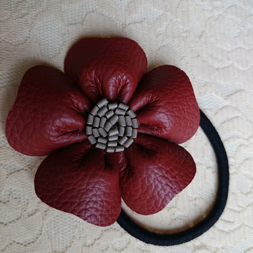 本革レザーフラワー 一重ヘアゴム（Ⅿ） ヘアゴム HANA＊NARA 通販