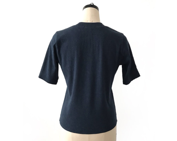 日本製オーガニックコットン 形にこだわった 大人のVネックTシャツ【サイズ・色展開有り】 5枚目の画像