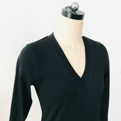 【3/4袖適用】 成人版V領T卹，造型獨特 【有多種尺寸和顏色可選】 第5張的照片