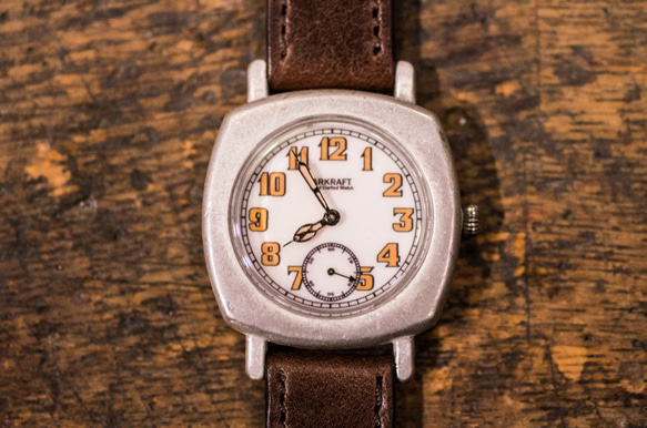 ヴィンテージ感の強い雰囲気のある腕時計(Miles Medium/在庫品） 2枚目の画像