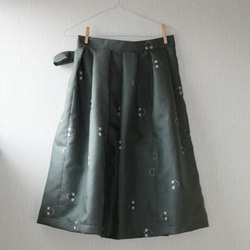 灰色　銘仙の着物から　タック巻きスカート　MLサイズ 2枚目の画像