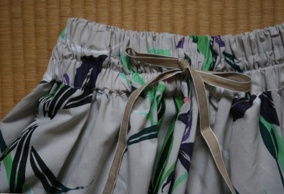 浴衣地　菖蒲模様　タックゴムスカート　Ｆサイズ 3枚目の画像