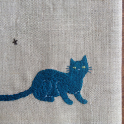 リネン手刺繍 青猫（あおねこ）のブックカバー 2枚目の画像