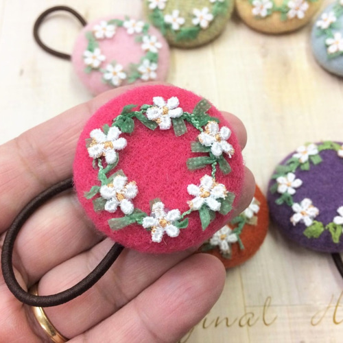 あったか素材で作った くるみボタンのヘアゴム ヘアゴム Eiko