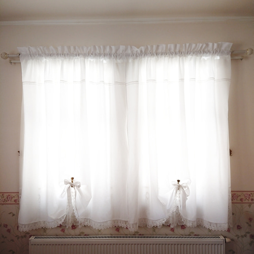 ホワイトコットン♪ラッフル両開きカーテン リボンクリップ付き