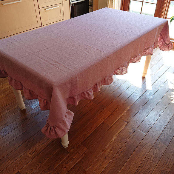 フリル付き♪アンティーク風ラミーリネンのテーブルクロス  200cm×130cm ピンク 1枚目の画像