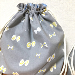 可愛らしいリボン蝶々のお弁当袋とコップ袋セット 3枚目の画像