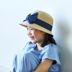 Mina （ミーナ） ラフィア 子供用 前リボン 女優帽 54cm カーキ [UK-H011-MIKH54] 4枚目の画像