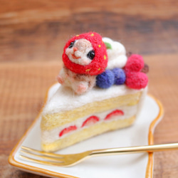 幸せのお守り　ぼくショートケーキ momoちゃん 1枚目の画像