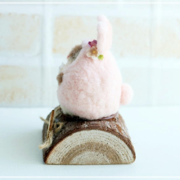 幸せのお守り　癒しの妖精✿momoちゃん　まん丸着ぐるみピンクウサギ　羊毛フェルト 3枚目の画像