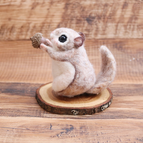 幸せのお守り 癒しの妖精✿momoちゃん ザ・エゾモモンガなmomoちゃん