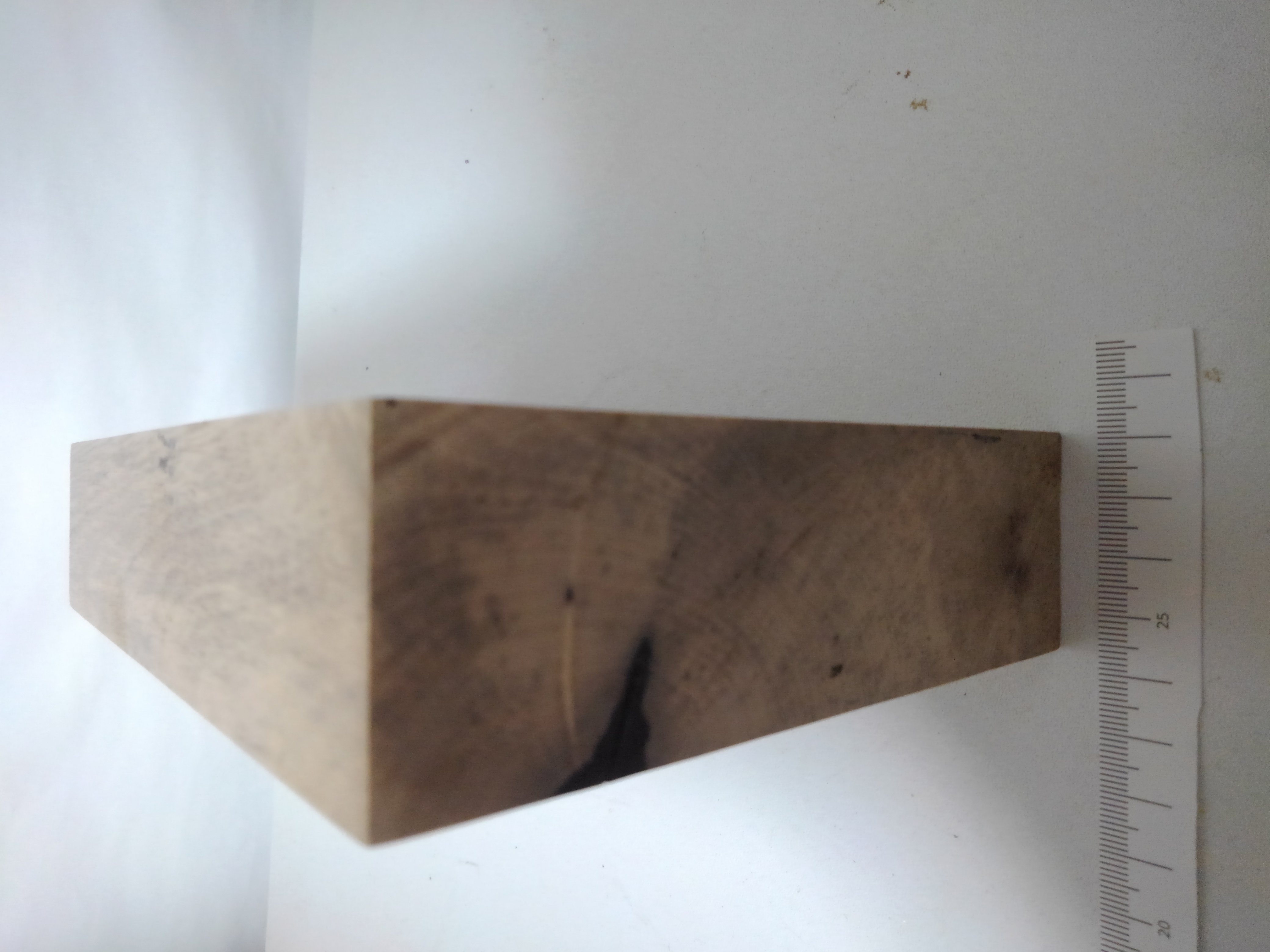 送料無料　銘木　黒柿　表札に置物に