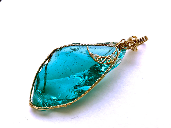 シエラネバダ産アンダラクリスタル♡イナンナウィズダム（カルサイト付） シエラネバダ産アンダラクリスタル♡イナンナウィズダム（カル