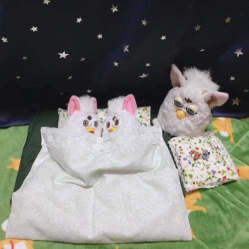 ぬいぐるみのお布団。 （おふとんぬいぐるみマスコット／エレン