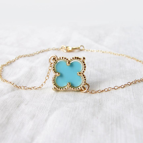 マザーオブパールクローバーブレスレット