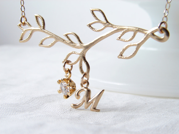 Luna ~ 月桂樹の小枝のネックレス ~ ゴールド 1枚目の画像