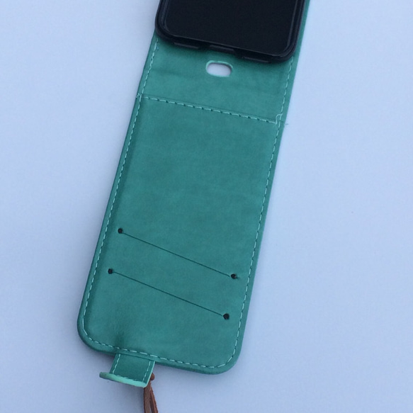 【再販】ボヘミアン レザー 型押し 花曼荼羅 iPhone ケース スマホケース★ネイティヴ ヒッピー オルテガ 3枚目の画像