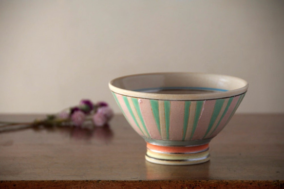 法式咖啡碗條紋（綠色和桃） 第1張的照片