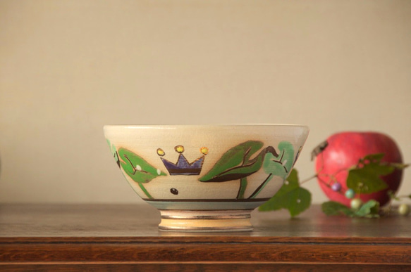 カフェオレボウル　芋の葉っぱと王冠 1枚目の画像