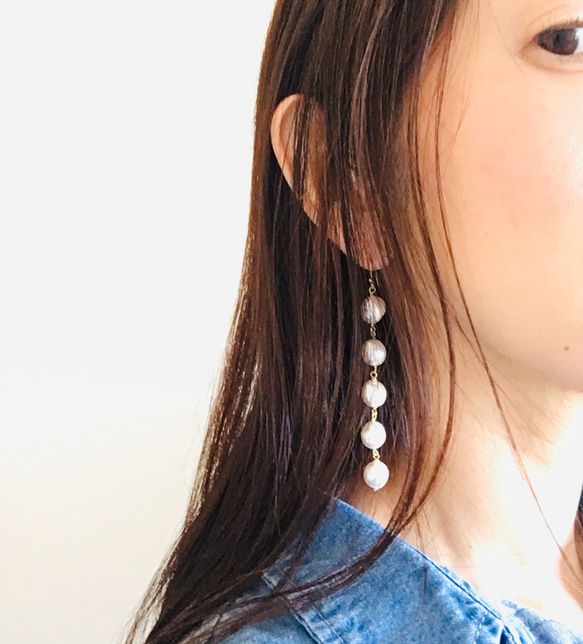 ✨再販✨バロックパールの5連ピアス/イヤリング 【10㎜ white】 3枚目の画像