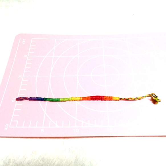 虹色ミサンガ  巻タイプ3 3枚目の画像