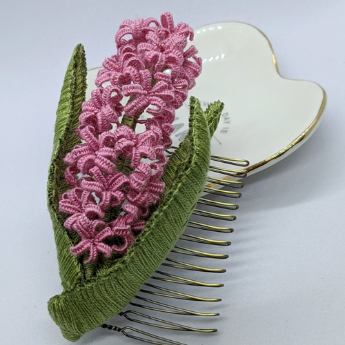 立体刺繍 ヒヤシンスの髪飾り［1点物］ コーム asuka-top 通販