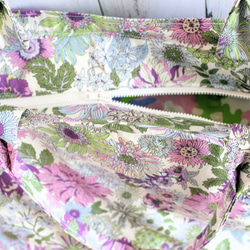 荷物がたっぷり入る大容量ファスナートートバッグ 4枚目の画像