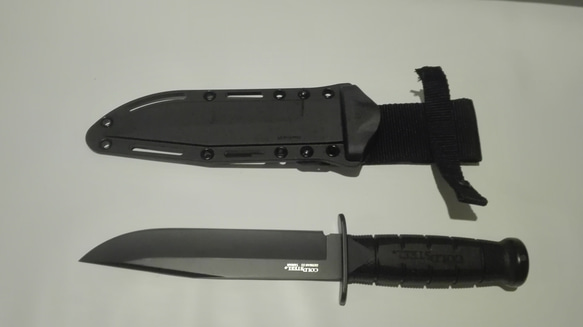 【新品のナイフ付】コールドスチールレザーネック用オリジナルナイフシース 6枚目の画像