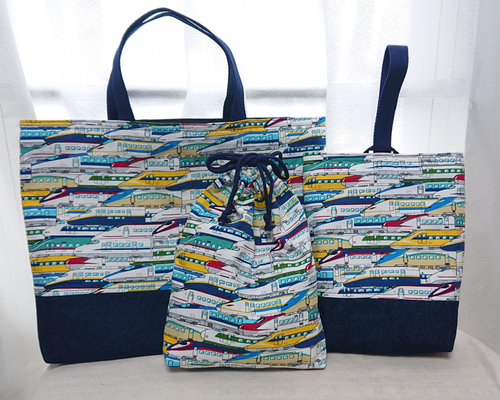 入園入学グッズ(電車・クリーム) 入園・入学グッズ3点セット☆レッスンバッグ・巾着大・シューズ入れ