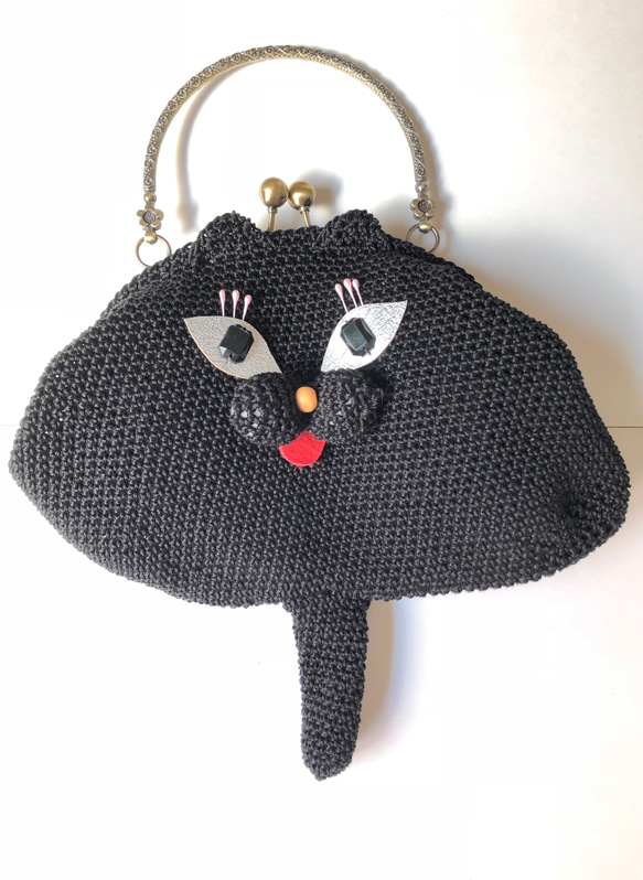 黒猫のハンドバッグ 1枚目の画像