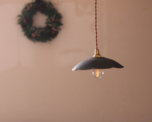 陶器のランプシェード ひらひら シーリングライト・ペンダントライト