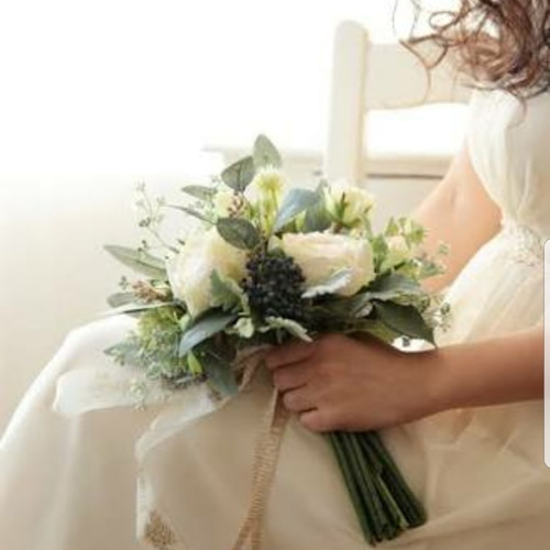 ウェディング クラッチブーケ(オーダーページ) ブーケ はる 通販  