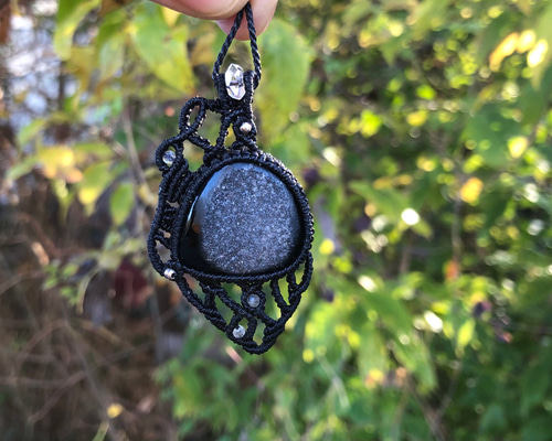 ドゥルージーアゲートのマクラメネックレス ネックレス・ペンダント 巻