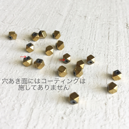 ヘマタイト 3mm 極小キューブカット 40粒 天然石 Dwarf 通販｜Creema 