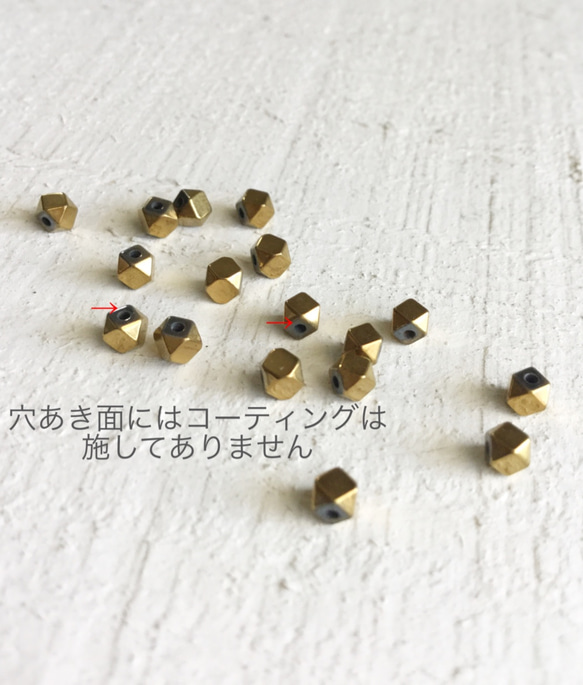 ヘマタイト 3mm  極小キューブカット　40粒 3枚目の画像