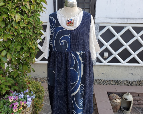 家紋　唐草　筒がき　風呂敷　古布　ハンドメイド 古布リメイク　スカート 家紋 唐草 筒がき 風呂敷 古布 ハンドメイド 古布リメイク スカート