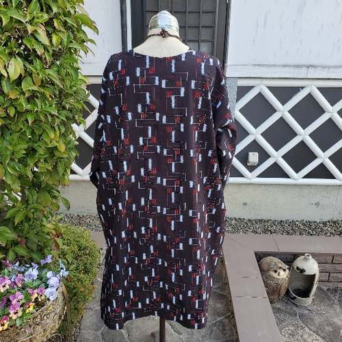 古布リメイク　久留米絣　チュニック　ロングシャツ　フリル　ハンドメイド 古布リメイク (K様専用) 久留米絣絣のチュニックワンピース 久留米絣