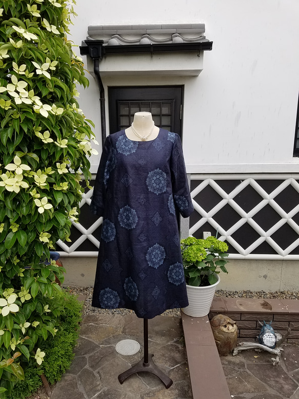 着物　リメイク　ワンピース　花柄　ハンドメイド　家紋 着物リメイク 古布 手作り かわいい花柄 浴衣 ワンピース