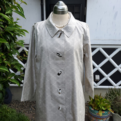 着物リメイク　ハンドメイド　白大島　コートドレス 4枚目の画像